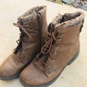 Wonder Nation girls sweater lined moto casual boot